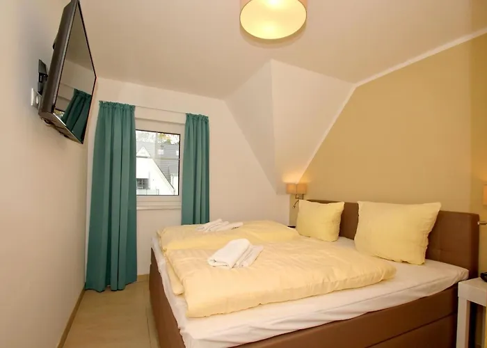 Rex Rugia 11-5 Mit Sauna- Und Schwimmbadnutzung Im Ahoi Sellin * Lobbe