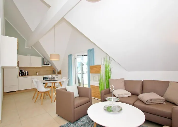 Rex Rugia 11-5 Mit Sauna- Und Schwimmbadnutzung Im Ahoi Sellin * Lobbe